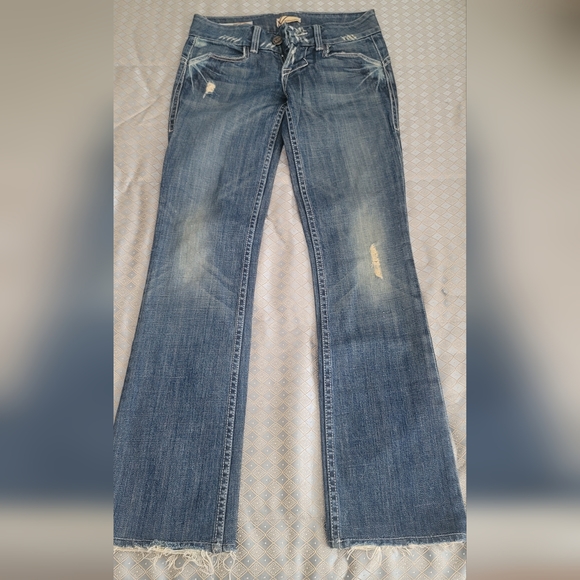 EUC William Rast Straight Leg Jeans 23 Women - Picture 2 of 6